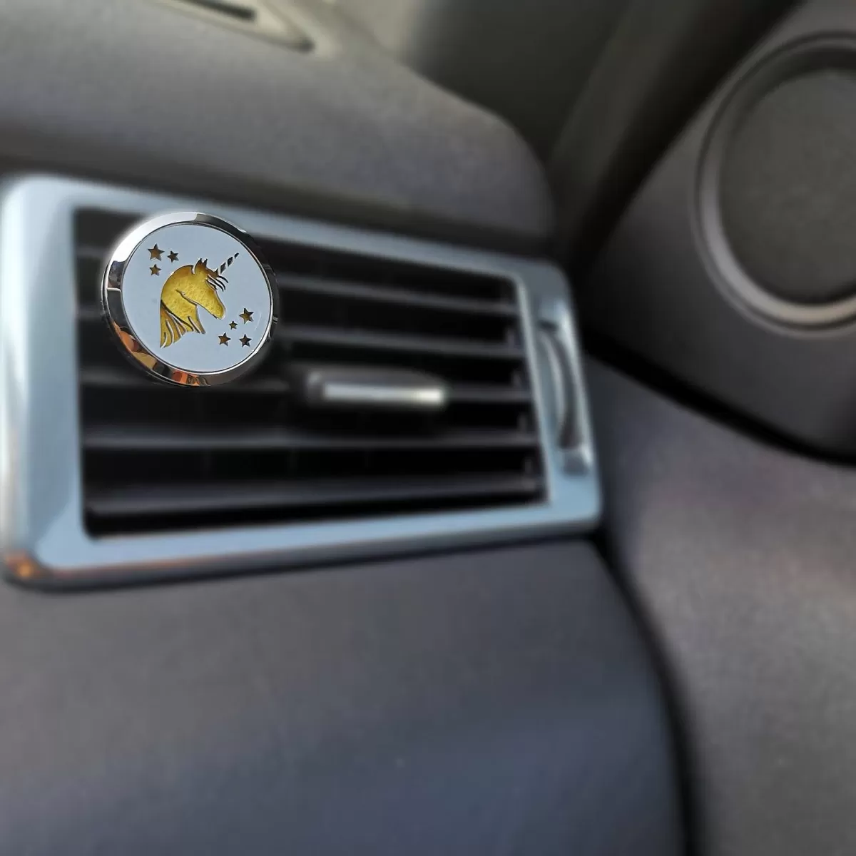 Parfum d'ambiance Licorne pour auto - Brumisateur nomade élégant avec senteurs apaisantes